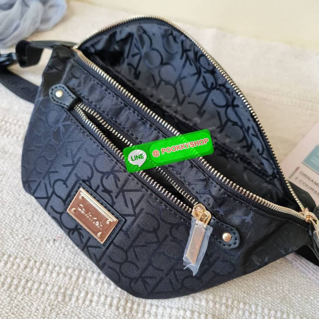 Ck คาดอก คาดเอว สุด cool มาเสิรฟ์ 3 สีสวยๆ เลย ใส่ของได้ถึง 2 ช่องด้วยกัน สายปรับระดับได้เยอะมากค่ะ