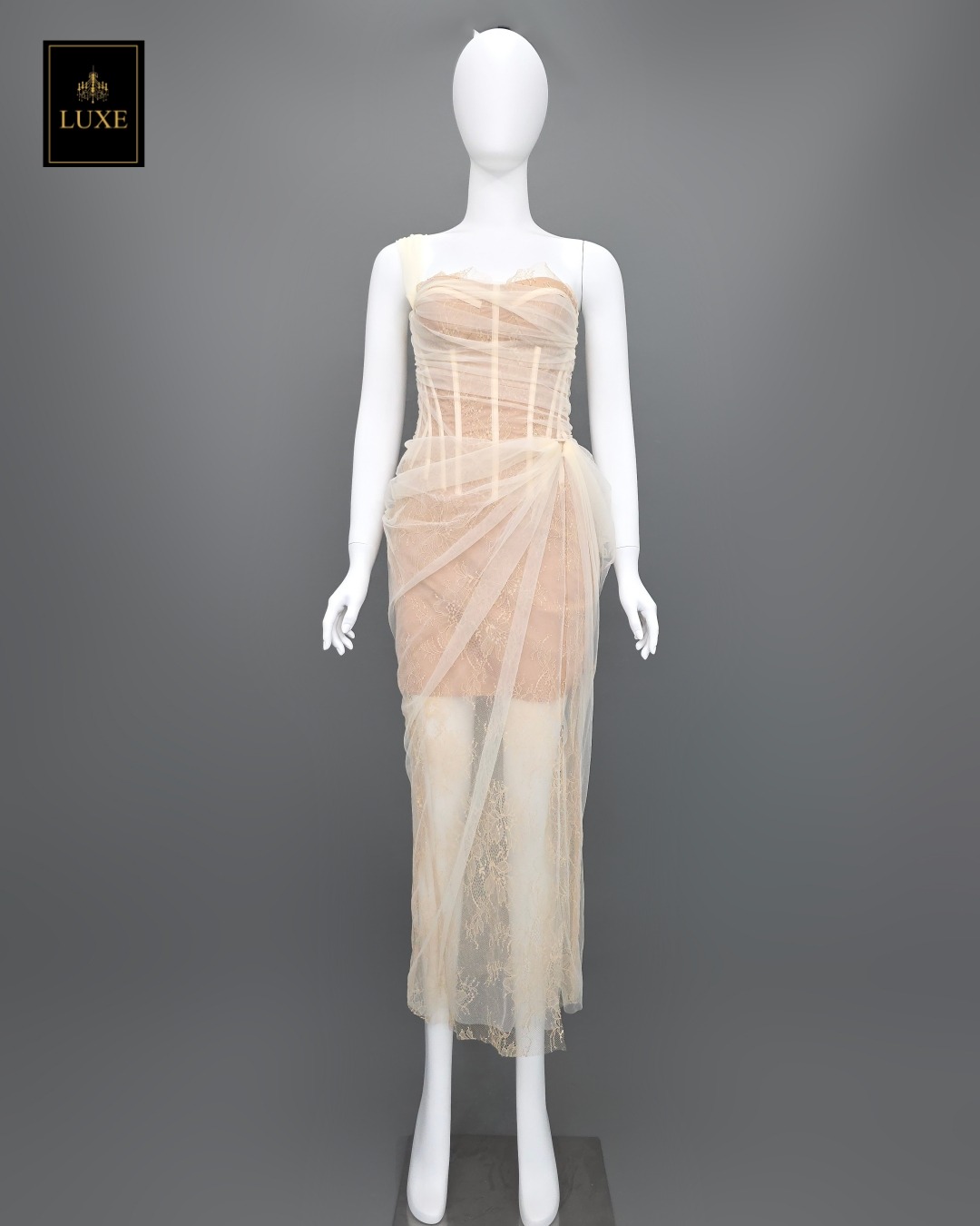 เดรสแฟชั่น เดรสเสื้อเกาะอก มีโครงแบบคอร์เซ็ต