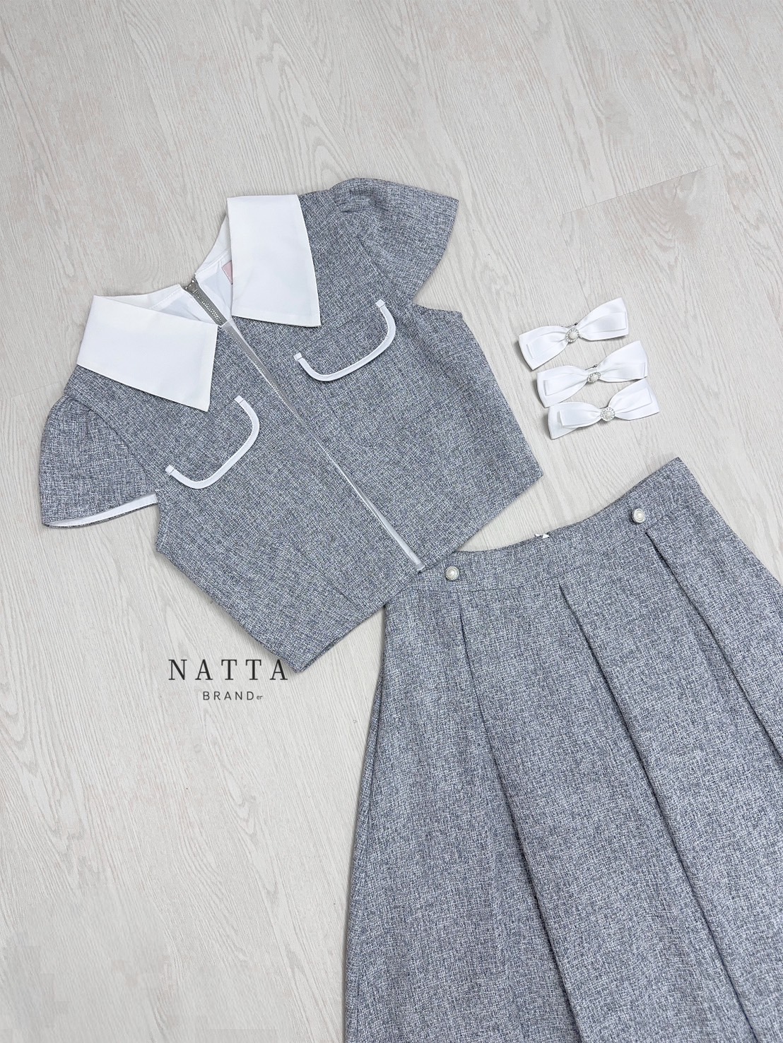 ชุดเซทแฟชั่น ชุด Set ผ้าทวิตความหนากำลังดี เสื้อแต่งกระเป๋าด้านหน้าใช้งานได้จริง