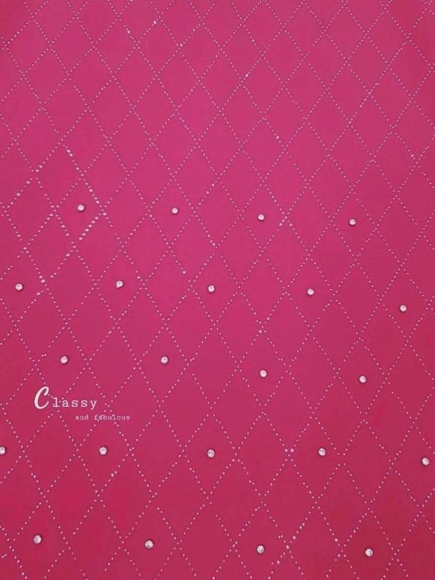 ชุดเซทแฟชั่น set เสื้อผ้าพื้นคอกลมแขนสั้นติดโบว์กระดุมเพชรด้านหน้า + กระโปรงยาวเพชร