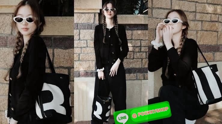 เข้าแล้วค่ะ! กับ Rally movement กระเป๋าทรงถังยอดฮิตที่สุดในปี 2024 ยอดจองคือถล่มโซเชียล จัดให้ในราคาน่ารัก ด้านในกว้างขวาง แข็งแรง สามารถใส่ไอแพด ใส่สมุดได้ #รุ่นนี้ทุกคนต้องมีจริงๆ ตัวกระเป๋างานเนี้ยบเป๊ะ มาพร้อมป้ายห้อยครบ สุดปัง พร้อมส่งวันนี้แล้ว2สี จ