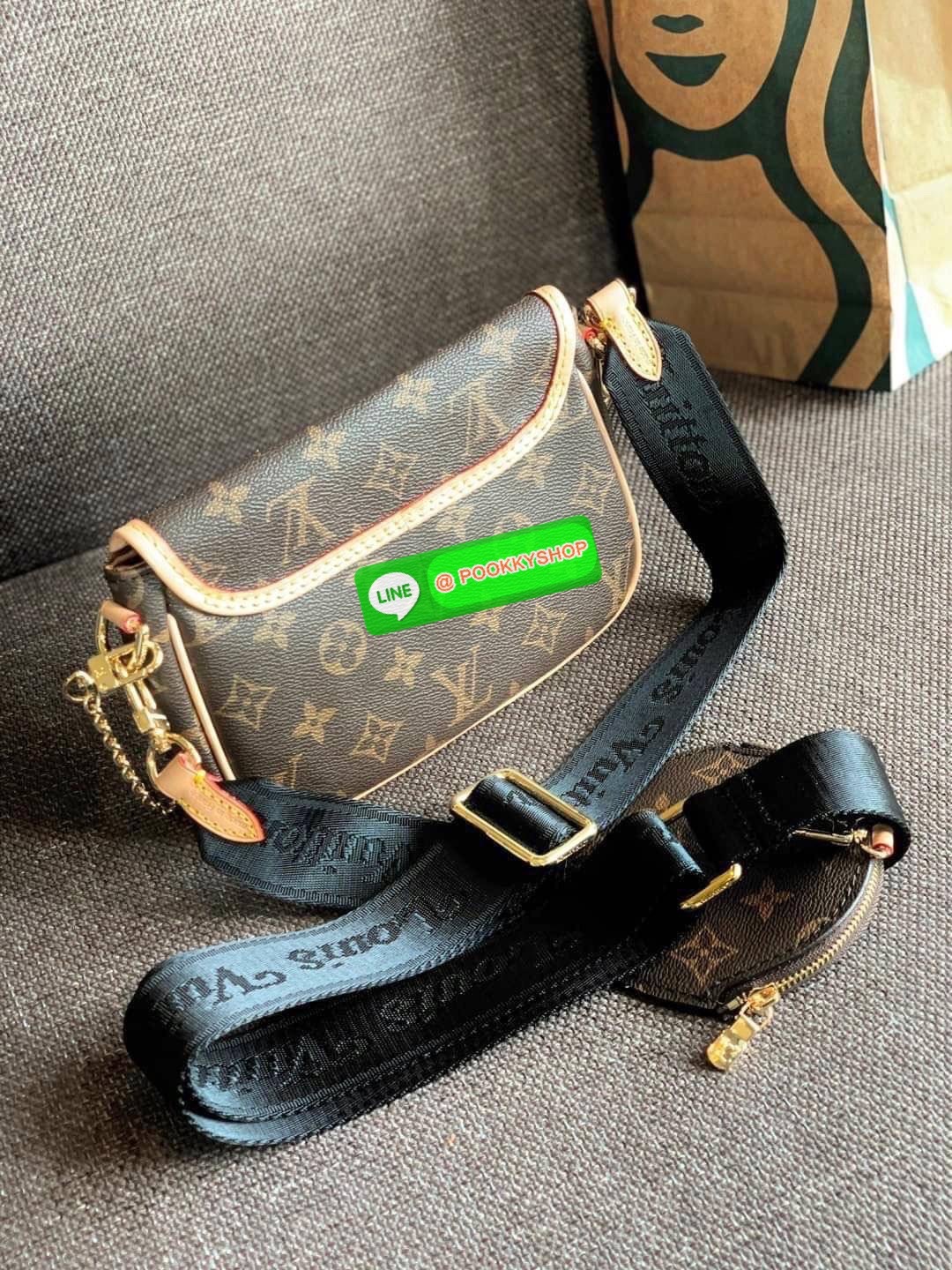 💥LIMITED EDITION LV PREMIUM GIFT LV MULTI POCHETTE ACCESSORIES 💥พร้อมส่งที่ไทย รุ่นหายากมากๆ สุดคุ้ม!! สินค้าพรีเมี่ยมกิ๊ฟ ตปท. ✔️กระเป๋าวัสดุหนังแท้อย่างดี ที่รังสรรค์ออกแบบให้สะพายข้างได้;หรือเปลี่ยนสายเป็นหิ้วหรือคล้องไหล่ได้