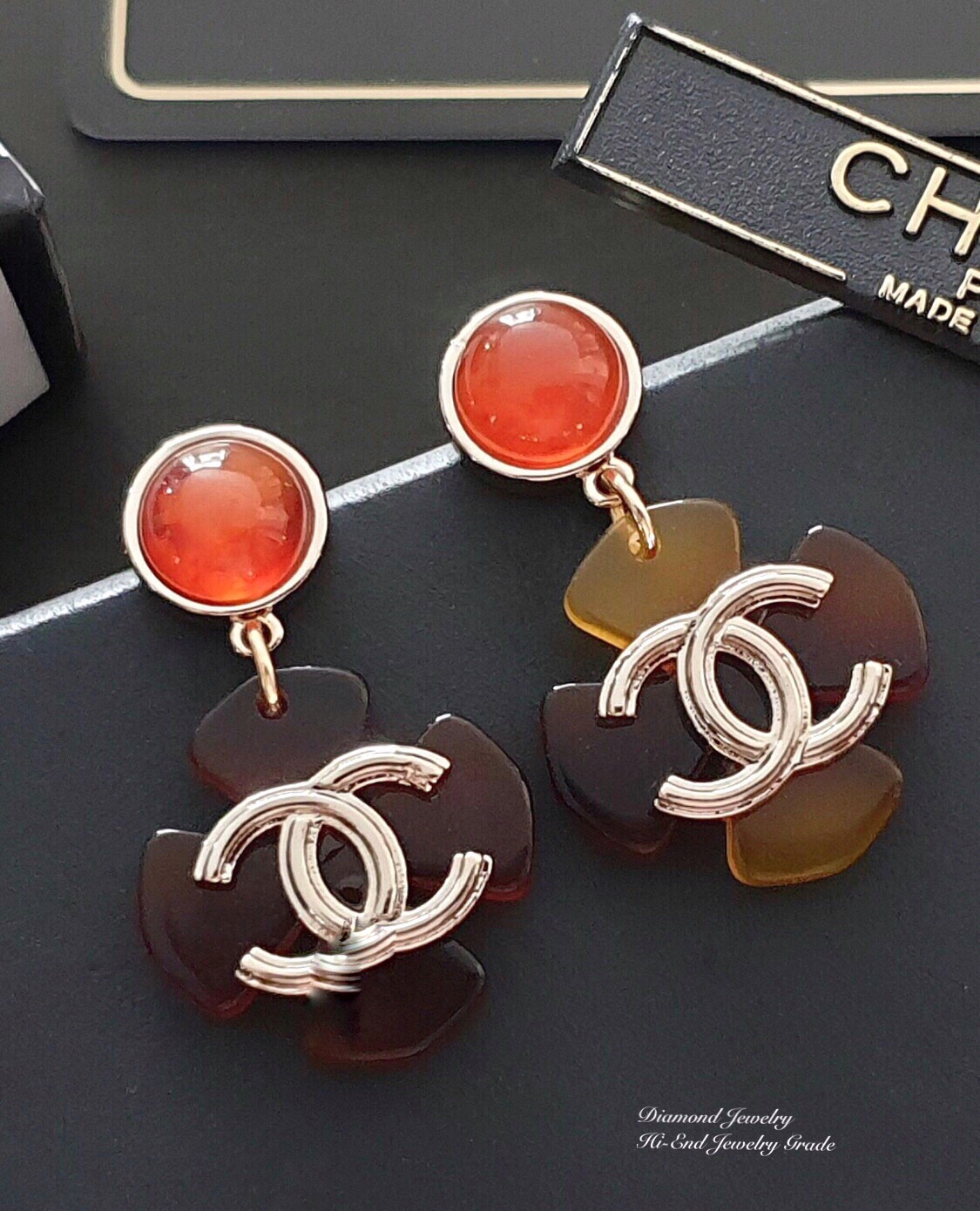 Super Hi-End Quality !!!! ((งาน 1:1 เหมือนในช็อปมากที่สุดในท้องตลาด)) Chanel Earring ต่างหูชาแนลงาน 1:1 เหมือนของแท้เป๊ะๆค่ะ รับรองงานสวยมากกกกก ดูหรู ดูผู้ดีสุดๆ งานดี ตัวเรือนคุณภาพดีมากๆมากๆคะรับประกันความพอใจเลยค่ะ ตัวเรือนสีทองไฮโซมากค่ะ คอนเฟิม !!!!
