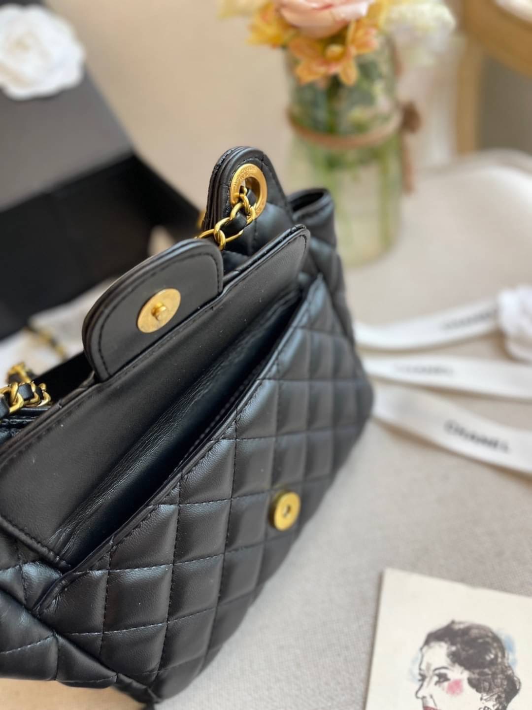 Chanel SMALL TOTE Lambskin