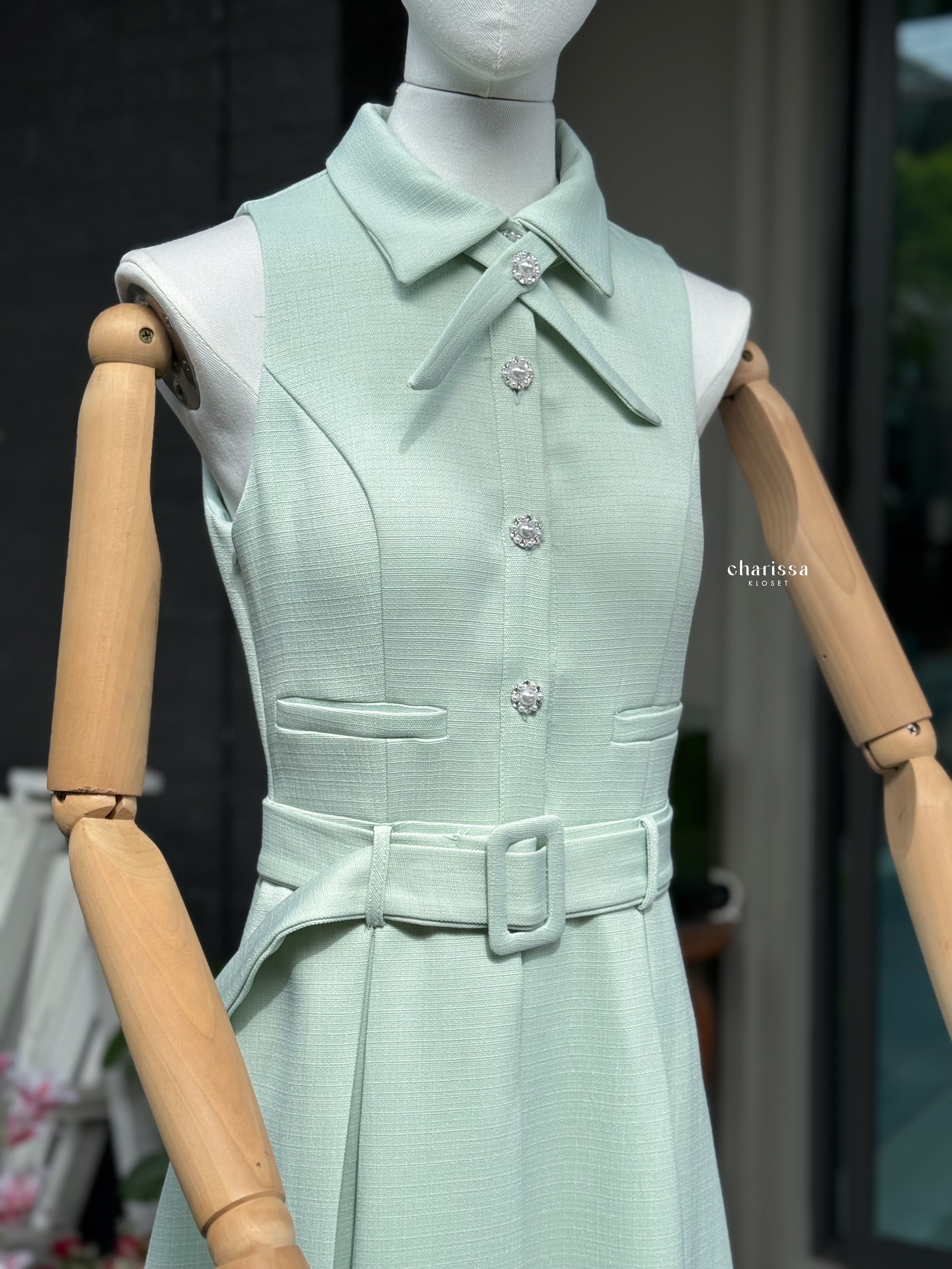 เดรสแฟชั่น เดรสผ้าพรีเมี่ยม มาพร้อมเข็มขัดและโชเกอร์