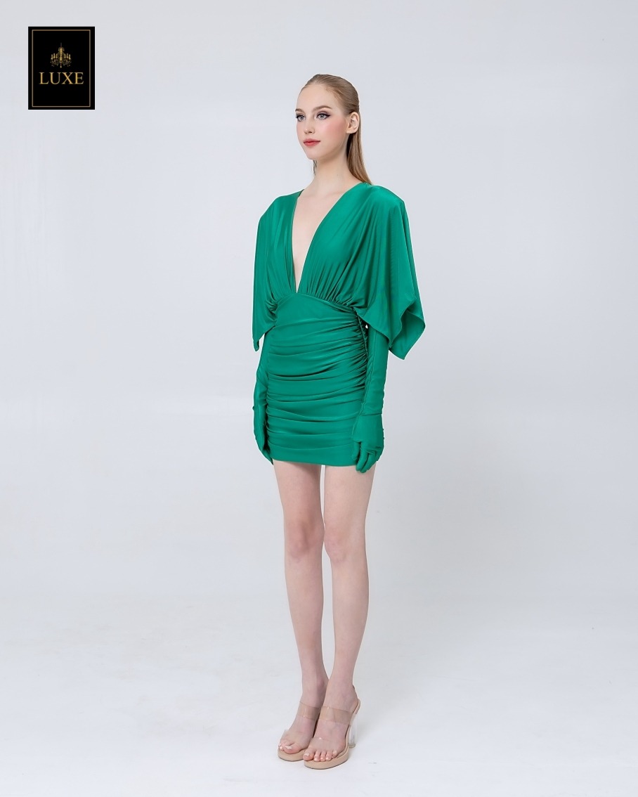 เดรสแฟชั่น เดรสกระโปรงเข้ารูป เสื้อคอวีแขนในตัว มาพร้อมถุงมือยาว