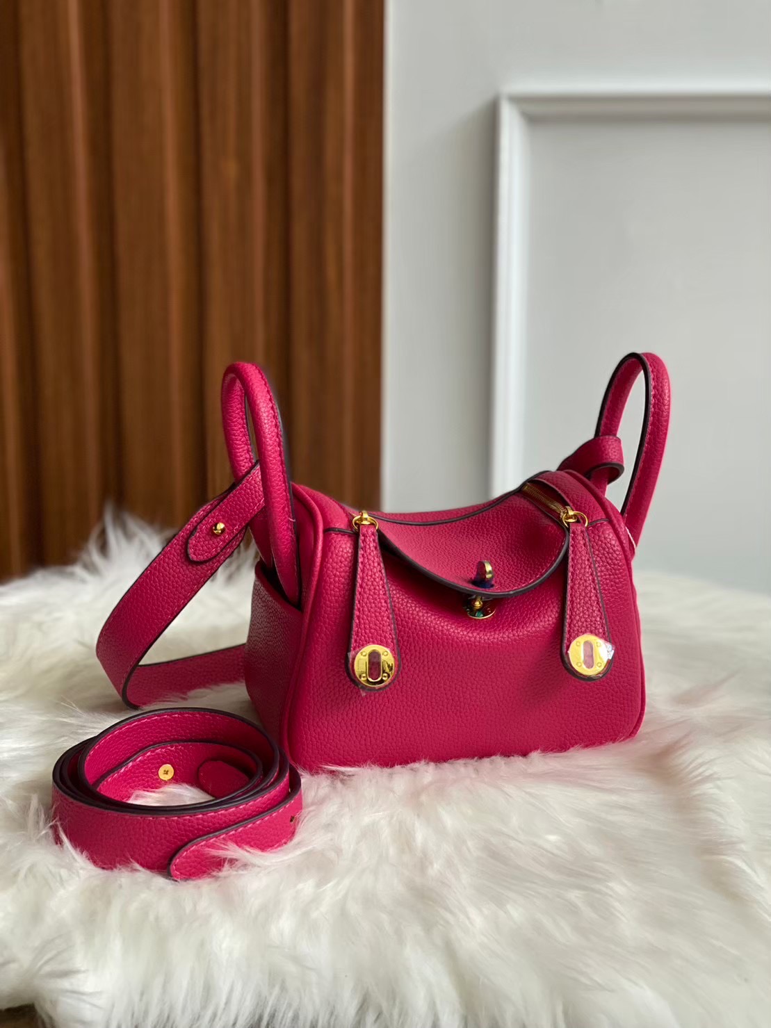 Mini LD 18 cm & 20 cm Lindy size แจ๋ว พร้อม Debut แล้วค่าพี่ๆ ตอกย้ำความปังของ LD collection ไม่ว่าจะทำมากี่ Size ก็หมดเกลี้ยง เติมสต็อคเเทบไม่ทัน การันตีความปังของนางด้วยไซส์จิ๋ว 18 cm ไปเลยค่า ใครว่าเล็กจะไม่เริ่ด คิดผิดค่ะ นางจุของเท่ารุ่นพี่ 20 เลยนะค