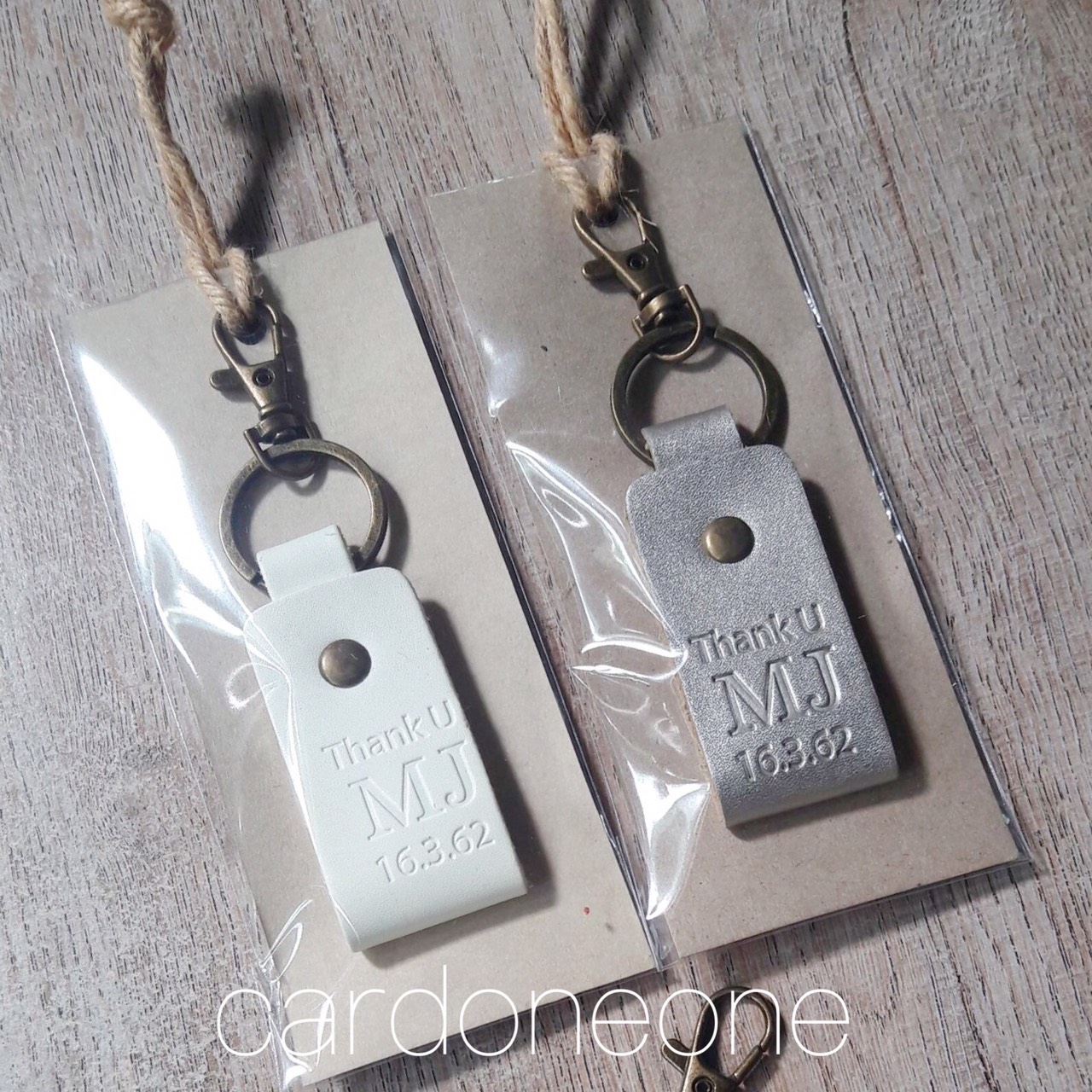 พวงกุณแจหนังห่วงกลม เพิ่มคอม้าได้