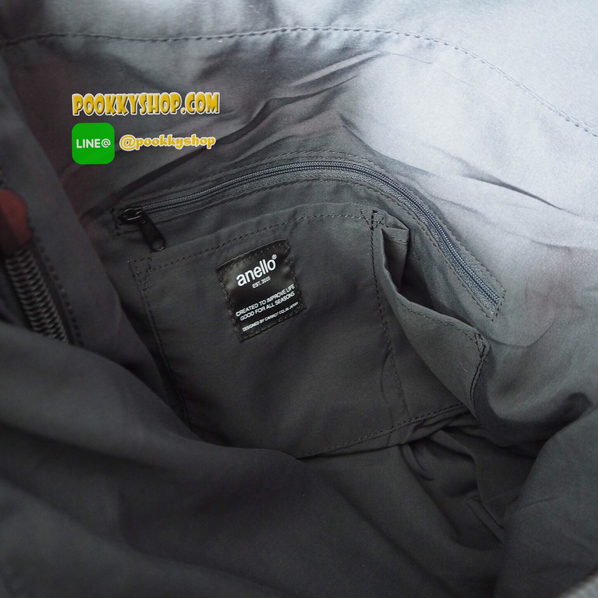 New Collection2017!!! รุ่นใหม่ชนช้อปกับ Anello Logo Printed tote2way shoulder rucksack วัสดุpolyester กันน้ำได้ ใบใหญ่น้ำหนักเบา ภายในกว้างและลึก เป็นได้ทั้งทรงtoteและBackpack โดยปรับที่ตัวกระดุมด้านหลัง ทั้งด้านหน้าและด้านข้างมีช่องเก็บของ ด้านหลังยังคงม