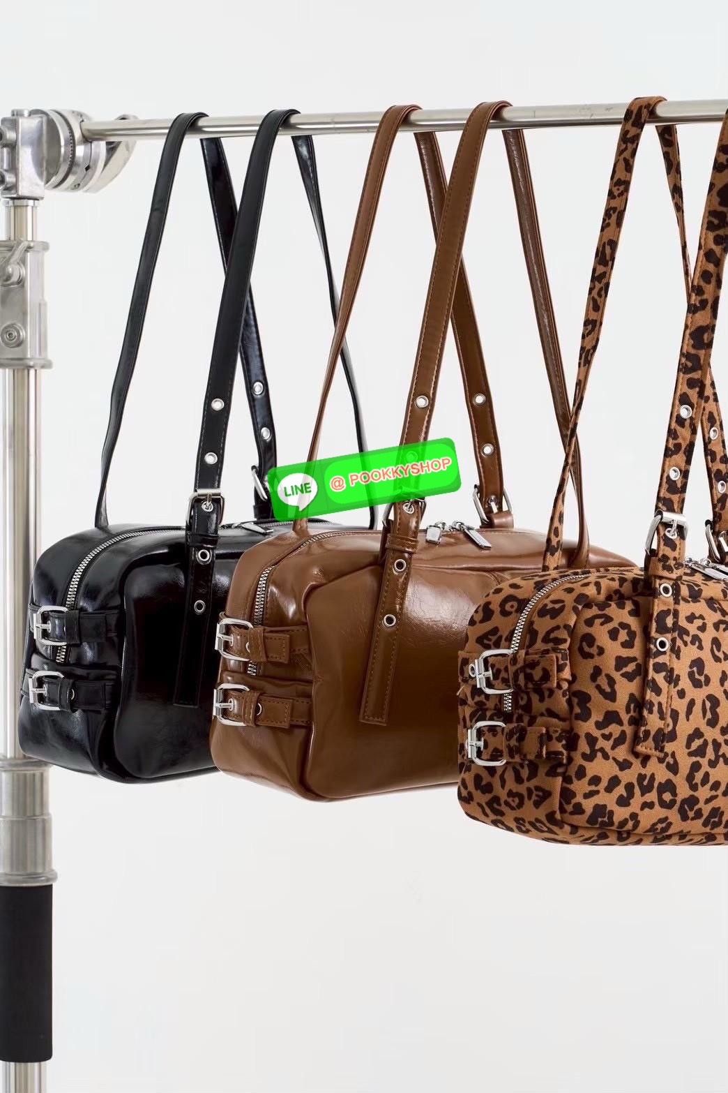 🌙 NEW IN — KEEP “Holding” Bowling Bag มินิมอล เรียบแต่ดูแพง ถือยังไงก็ดูมีลุค ✨ 👜 ดีไซน์ทรง Bowling สุดคลาสสิก มีโครงตั้งทรงสวย ใช้งานง่าย เข้ากับทุกลุคตั้งแต่วันทำงานจนถึงวันสบายๆ