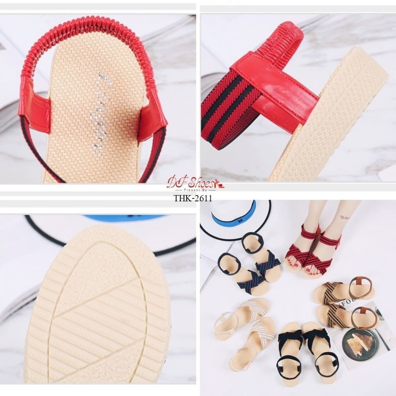 สินค้าพร้อมส่ง SUMMER นี้ห้ามพลาด!!! รองเท้าเเตะรัดส้นไขว้หน้า วัสดุหนัง PU สายคาดทูโทน พื้นยางกันลื่นค่ะ กระชับเท้าไม่หลุดง่าย กันน้ำ ใส่ง่าย เดินสบายค่ะ