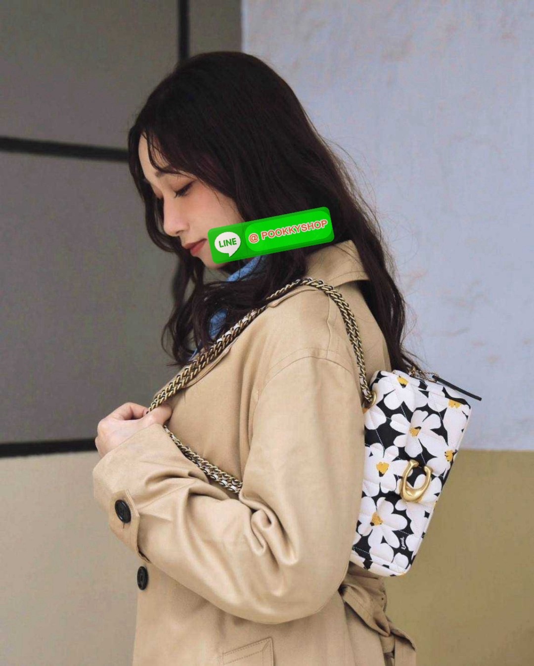 COACH CR702 TABBY SHOULDER BAG 20 WITH QUILTING AND FLORAL PRINT 🔆 Details ไอเท็มใหม่ สวยเกินเรื่องไปมาก! ดีไซน์ลวดลายดอกไม้สดใสตัดกับโทนสีคลาสสิคได้อย่างลงตัว