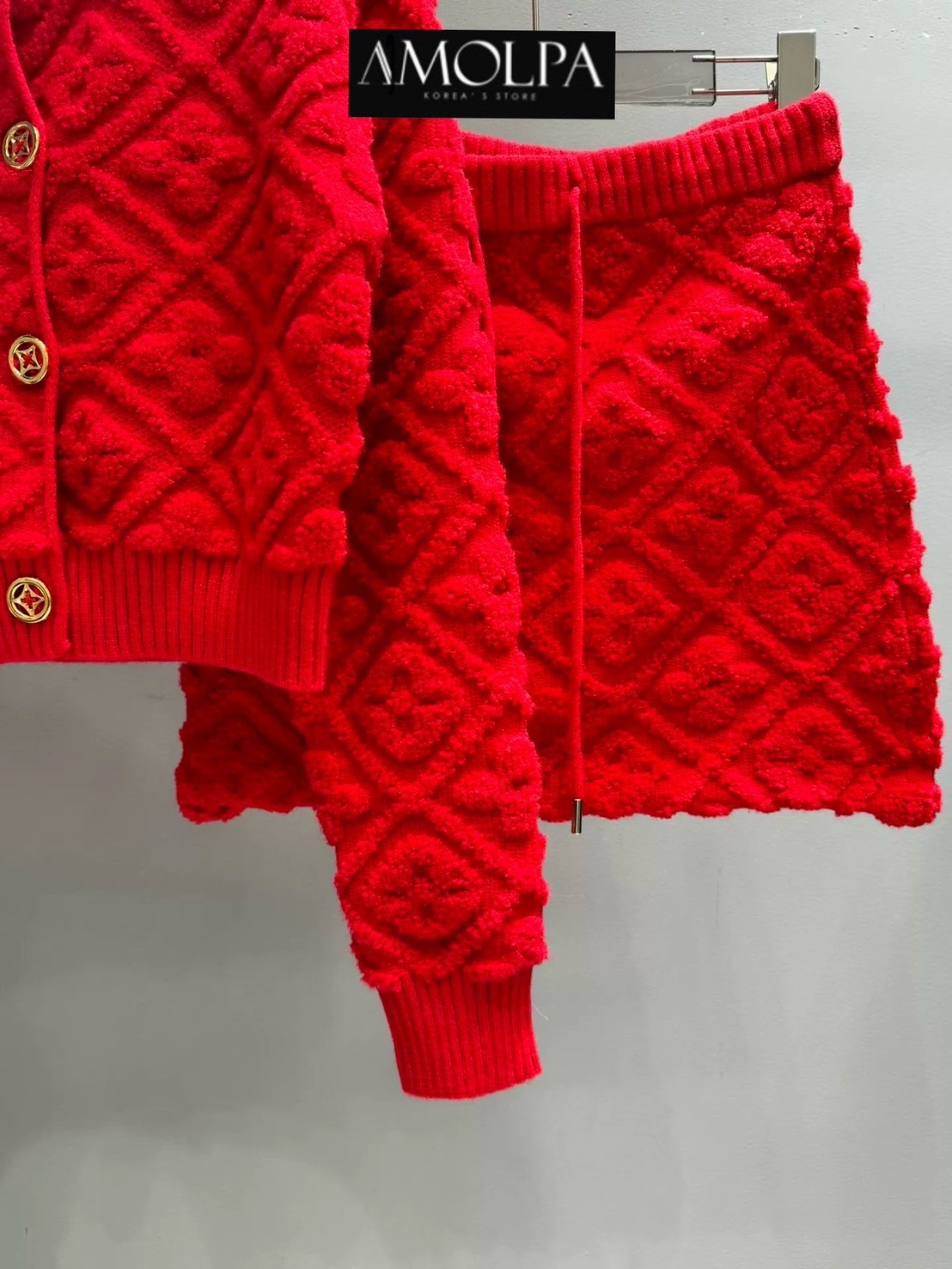 ชุดเซทแฟชั่น SET JACKET 3D กระดุมฮาร์ดแวรทอง เนื้อผ้านิ่มมาก หนานุ่มแน่น