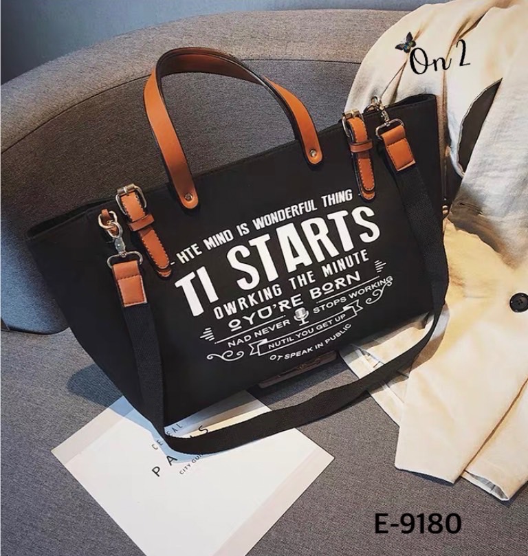 กระเป๋าสะพาย Shopping มาใหม่ หน้าพิมพ์ตัวอักษรภาษาอังกฤษ สายถือแต่งหนัง มาพร้อมสายสะพายยาว