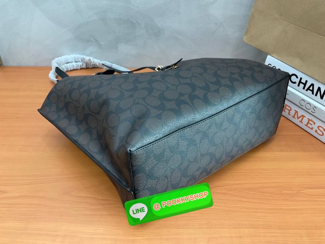 🚚 พร้อมส่ง 🚚 Restock!! รุ่นขายดีที่สุด มากี่รอบก็ขายดีหมดไวทุกรอบ💕 COACH F1665 MOLLIE TOTE IN SIGNATURE CANVAS กระเป๋าสะพายไหล่ Coach ทรง Shopping รุ่นใหม่ คุณภาพดี หนัง pvc หนังนิ่ม ทรงสวย คลาสสิก รุ่นฮิตตลอดกาล ไม่ตกเทรน ภายในแยก