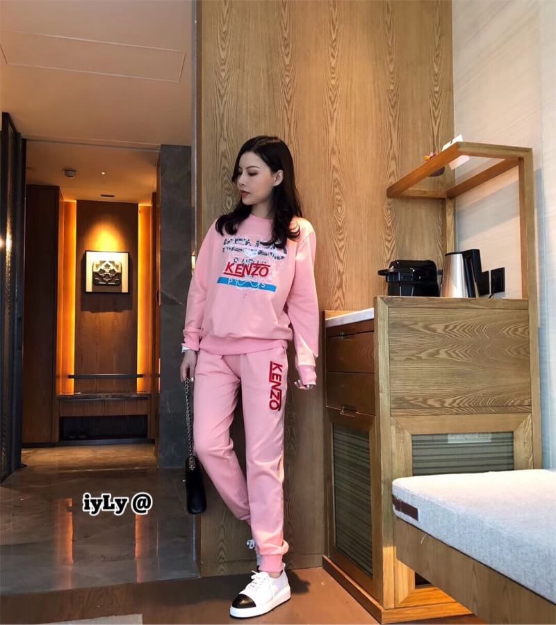 NEW !! งานSet 2 ชิ้น เสื้อ+กางเกงงาน brand 🐯KenZo ตัวเสื้อแขนยาว แต่งปักรูปเสือ ปักอักษร KENZO พร้อมสกีนลาย งานสวย มาคู่กางเกงขายาว เอวยืด เนื้อผ้า คอตตอน เนื้อนิ่ม อย่างดี งานดูดี เกินราคา สาวๆห้ามพลาดนะคะ งาน ป้าย Tag KENZO จร้า