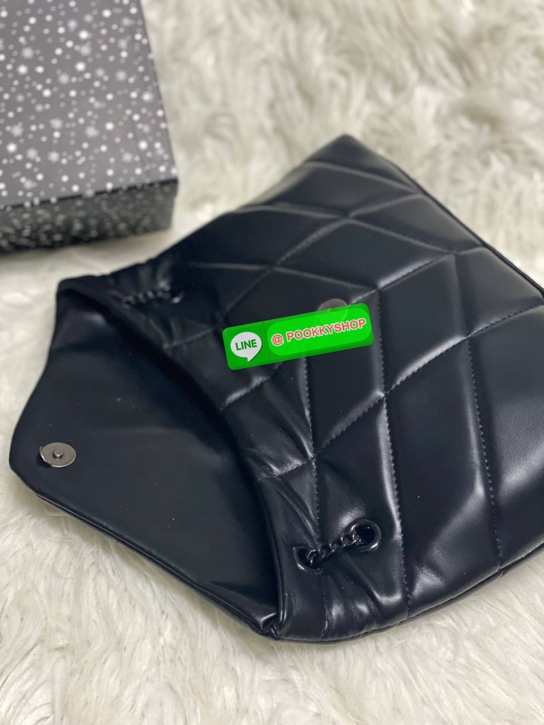 SAINT LAURENT Loulou Puffer Small shoulder bag material: leather internal details: fabric lining, internal zipped pocket colour of fastening: gold tone hardware adjustable chain and leather shoulder strap magnetic fastening