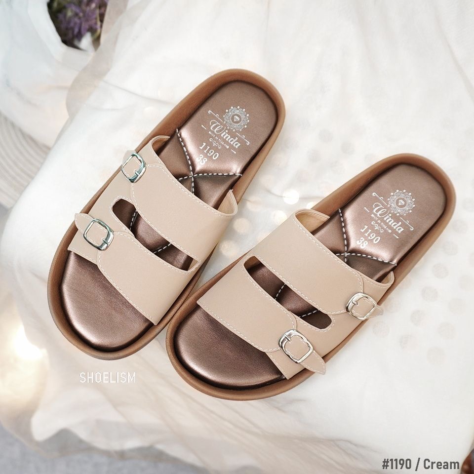 พร้อมส่งจ้า เข้าเพิ่มแล้วค่าา รองเท้าลำลอง ดีไซน์คาดหน้า เก็บหน้าเท้าได้ดี พื้นนุ่มใส่เดินสบาย รองเท้าเพื่อสุขภาพ รองรับน้ำหนักได้ดี อย่ามัวรอช้าไม่งั้นอดน้า...