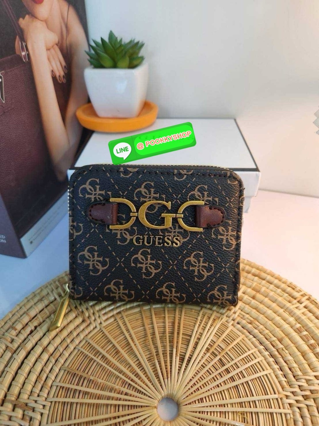 กระเป๋าสตางค์ใบสั้นเกรส Guess งานแท้Outlet