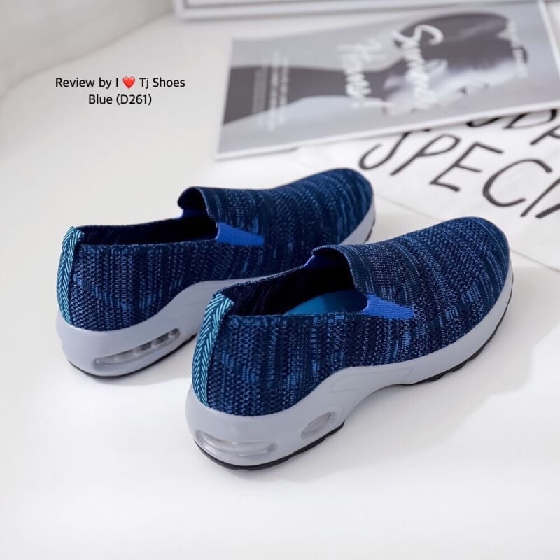 พร้อมส่ง เกร๋ขนาดนี้อดใจไหวหรา รองเท้าผ้าใบเพื่อสุขภาพนำเข้า ที่สวยเกร๋สุดๆ STYLE SKECER วัสดุดีทั้งหมด พื้นยางอย่างดี รองเท้ารุ่นนี้น้ำหนักเบ๊าเบาใส่นิ้มนิ่ม Support เท้าได้ดีมาก ทำให้เดินนุ่มสบายเท้า ใครที่กำลังรองเท้าดีๆ รุ่นนี้เหมาะมาก ของจริงงานดีคุณ