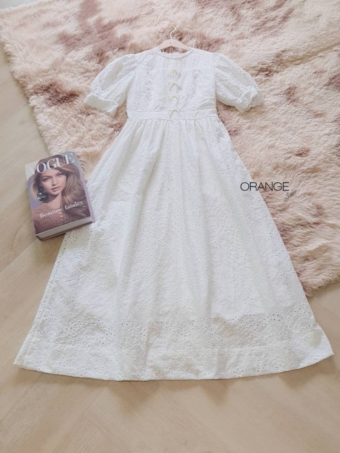 NEW ARRIVALS By Orange Juice Maxi เดรสยาวทอลายฉลุ แต่งโบมุก