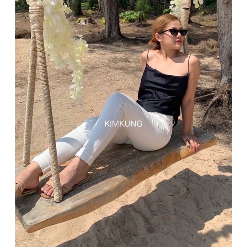 ♥️พร้อมส่ง♥️รีพีทแบบขายดี รุ่นนี้ ร้านสั่งผลิตมาเองนะคะ ไม่มีใครมี เลือกวัสดุสายหนังนิ่มๆ ใส่โดนน้ำได้ ด้วยการเจาะลงพื้น ไม่ใช่ทากาว ใส่ได้ตลอด ขอคอนเฟิมคะ