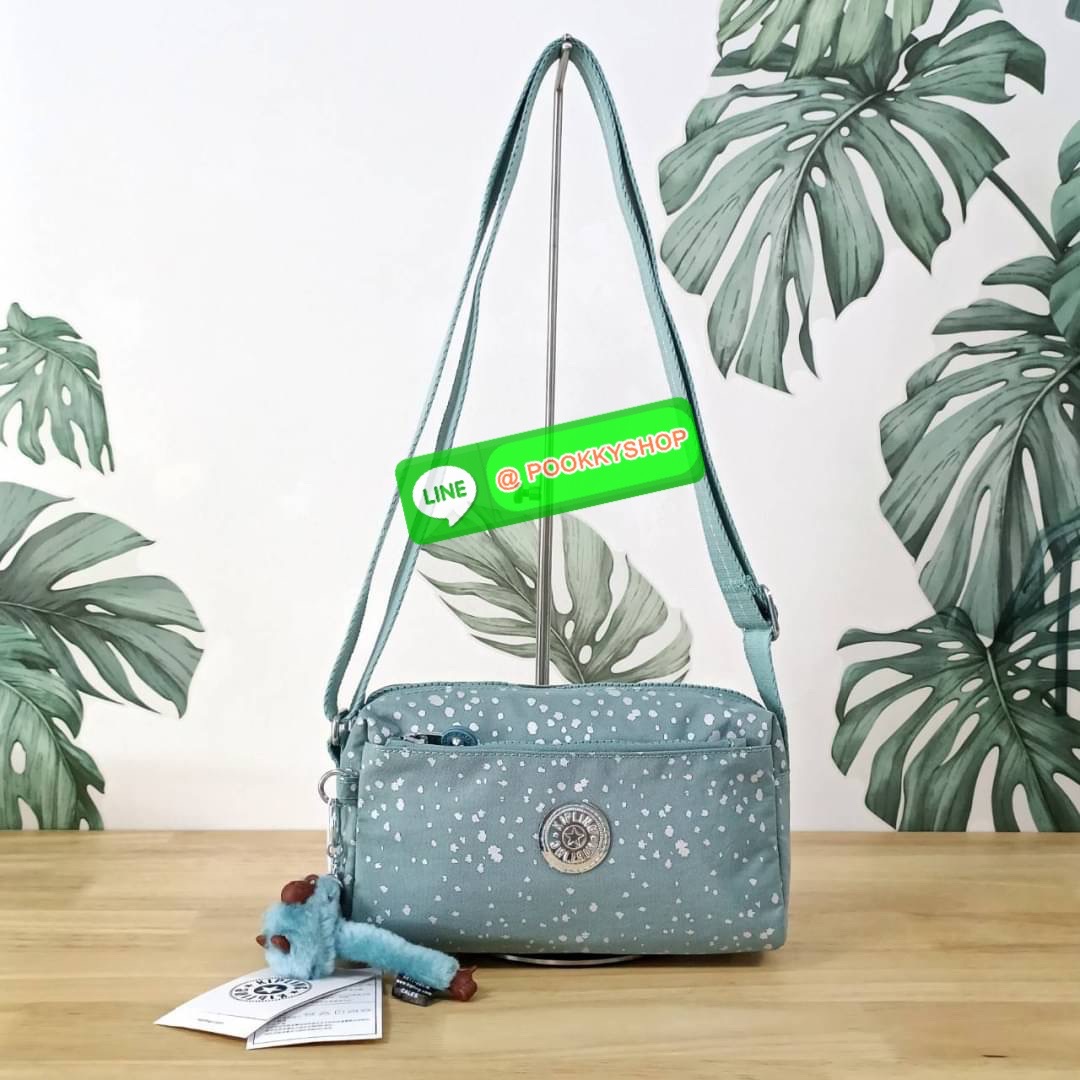 KIPLING Monkey program K16217 Seoul up sling bag รุ่น 3 ซิป สะพายข้าง ขนาดเล็กทรงสี่เหลี่ยมผืนผ้า วัสดุ Nylon 100% หลสกหลายฟังก์ชั่นใช้งาน ครบครันในใบเดียว