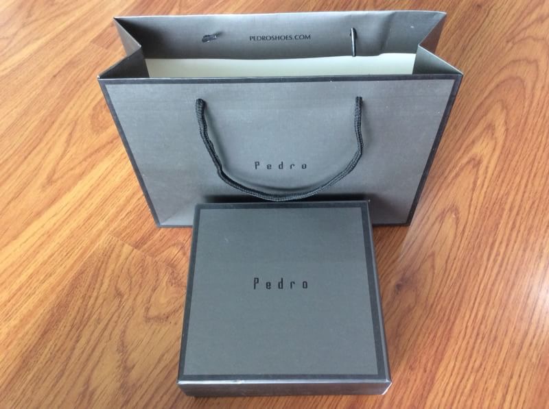 DON'T MISS! PEDRO MEN LEATHER BELT (Free Size) เข็มขัดหนังรุ่นใหม่ล่าสุดจาก PEDRO MEN หัวเข็มขัดโลหะอะไหล่ดำ แบบเรียบ โลโก้แบรนด์ที่หัวเข็มขัด คุณภาพดีตามแบบฉบับของแบรนด์ สายเข็มขัดหนังเรียบสีดำ สายปรับใช้เข้าได้กับทุกชุด มาพร้อมกล่องและถุงกระดาษแบรน