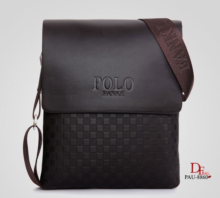 สินค้าพร้อมส่ง PAU-8860 กระเป๋าแฟชั่นสะพายผู้ชายนำเข้า Style POLO วัสดุหนัง PU อย่างดี ปิดกระเป๋าด้วยซิปและแถบแม่เหล็ก มาพร้อมสายสะพายปัก POLO FANKE ปรับระดับได้ มีช่องใส่ของด้านในและมีช่องซิปด้านหลัง งานสวยค่ะคุ้มราคา เหมือนรูปเป๊ะค่ะ