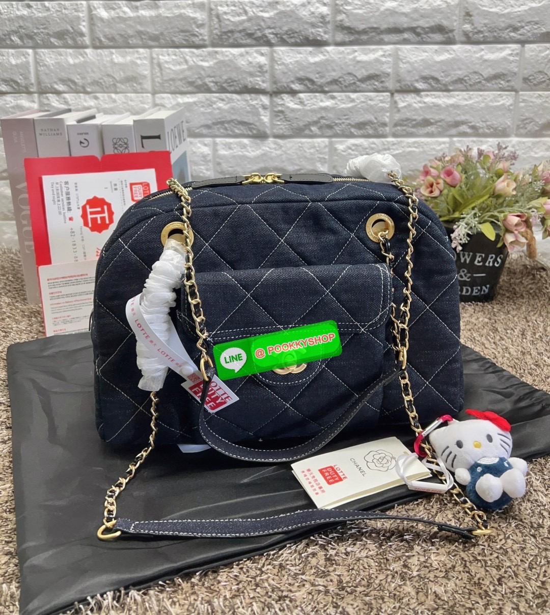 NEW ARRIVAL! LIMITED EDITION จาก Vip gift duty free ตปท. CHANEL DENIM SHOULDER BAG WITH KITTY