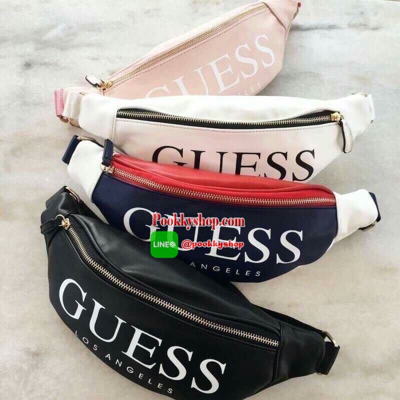 GUESS Women Fanny Pack กระเป๋าคาดอก คาดเอว สุดฮิตมาแรง ผลิตจากหนัง pu เนื้อนิ่ม สกรีนโลโก้แบรนด์ สวยเท่ใช้ได้ทั้งชาย/หญิง ใบกระทัดรัด สายปรับยาวได้หลายระดับ