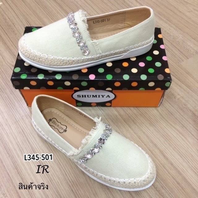 แบบขายดี!!! พร้อมส่ง สำหรับสาวที่กำลังมองหารองเท้าไอเทมสวยๆ ดีไซน์เก๋ๆ ร้านขอแนะนำคู่นี้เลยค้า ผ้าใบแคนวาสแต่งอะไหล่เพชรคาด พื้นนิ่ม เสริมยกพื้นหนา 1 นิ้ว ส้นยางกันลื่น งานดีพรีเมี่ยม ใส่สวยวิบวับ แนะนำเลยคร้า