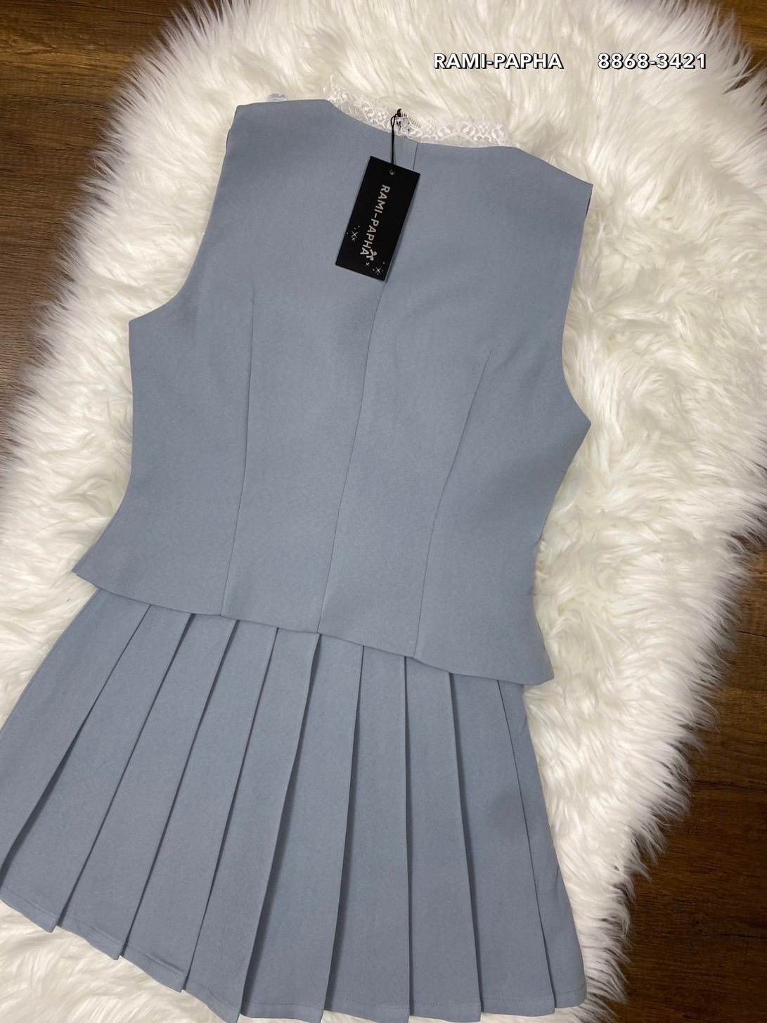 ชุดเซทแฟชั่น ชุดเซต โทนสีฟ้าครามสีสวยหรูมากๆค่ะ ดีเทลแต่งดอกไม้3Dประดับเพชร