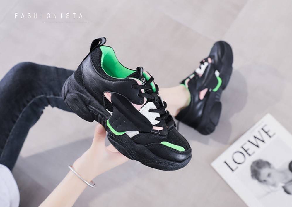 รองเท้าผ้าใบแฟชั่นสไตล์สปอร์ต วัสดุหนัง pu นุ่มขึ้นทรง ภายในบุฟูกนุ่มใส่สบาย