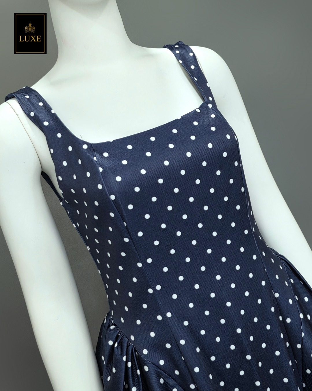 เดรสแฟชั่น เดรสเสื้อกล้ามแขนกุด กระโปรงบานทรงวงกลม แพตเทิร์นสวย