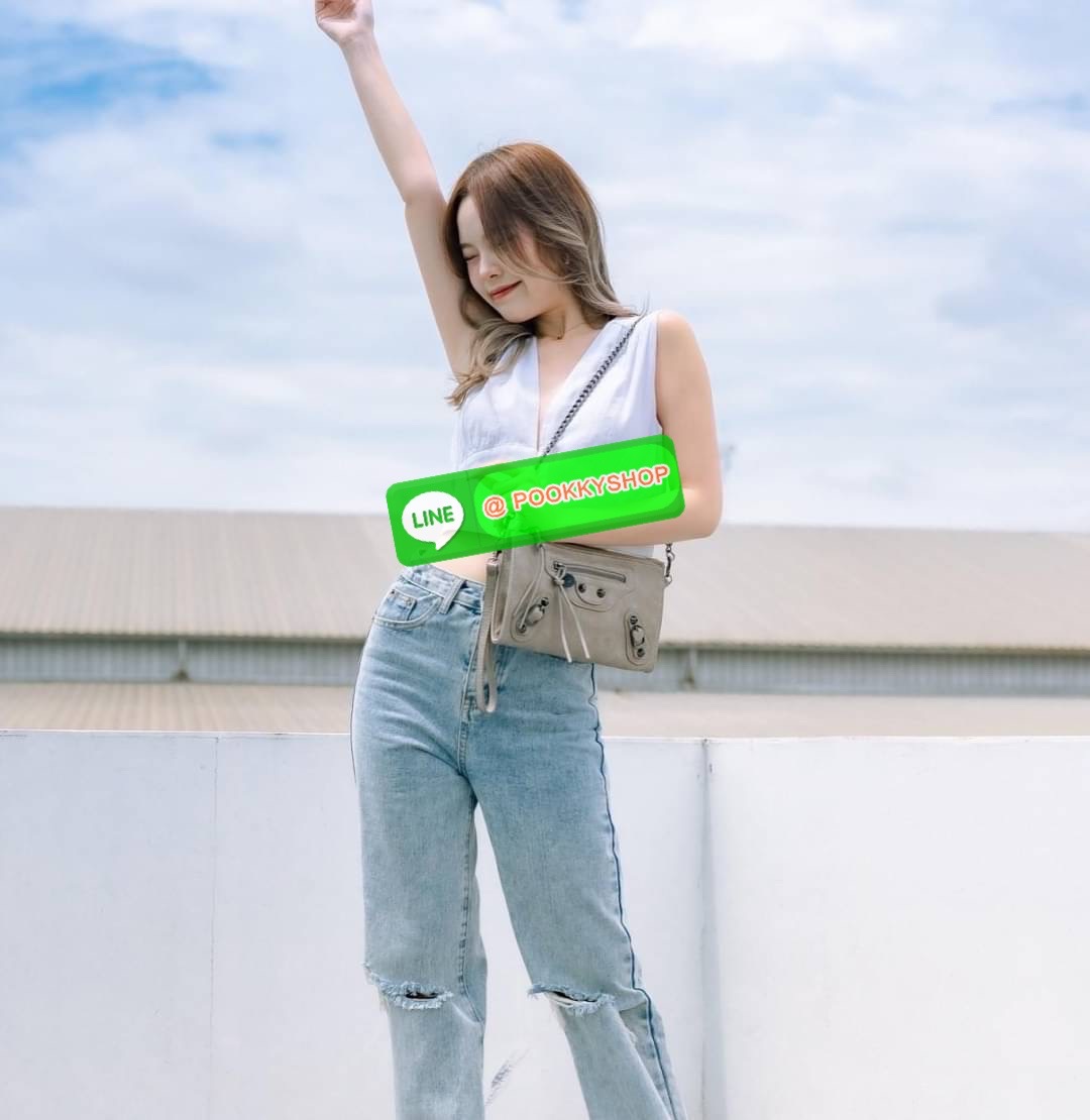 กระเป๋า 𝗖𝗥𝗢𝗦𝗦 𝗕𝗢𝗗𝗬 & 𝗖𝗟𝗨𝗖𝗧𝗛 𝗕𝗔𝗚 รุ่นขายดีเข้าเพิ่มตามคำเรียกร้องค่า รอบนี้ ทำสีออกมา 2 สีโทนเย็นตัดกับอะไหล่สีด