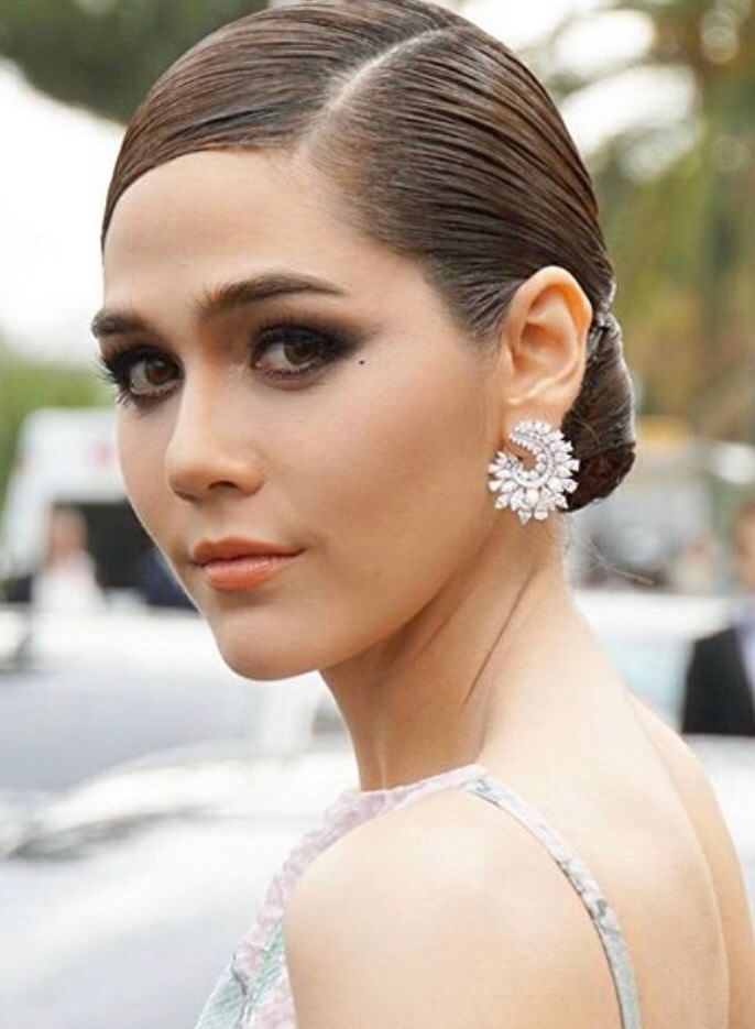 New Arrival !!!!!! Chopard Earring ต่างหูเพชร Chopard งานสวยมากกกกกก งานเพชร CZ แท้ เพชรมาคีสวยวิ้งกระจุยกระจายค่ะ ใช้แม่พิมต้นฉบับ งานเลอค่า ใส่ได้ตลอด ของจิงดูหรูดูแพงมากๆค่ะ ควรมีไว้ติดบ้านเลยนะสาวๆ