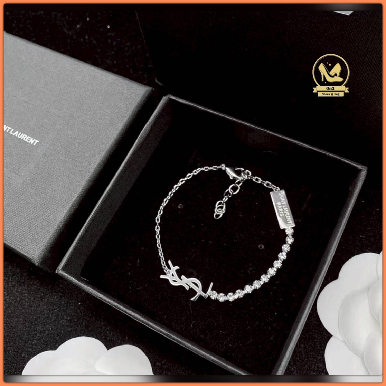 สร้อยข้อมือ YSL อัปลุคสวยรุ่นฮิต ที่ควรมีไว้ครอบครอง ใส่แล้วปังมากช่วยเพิ่มรายละอียดให้การแต่งตัวของคุณเป๊ะขึ้น 😚งาน Must-Have ที่ต้องมีสักเส้นนะคะ