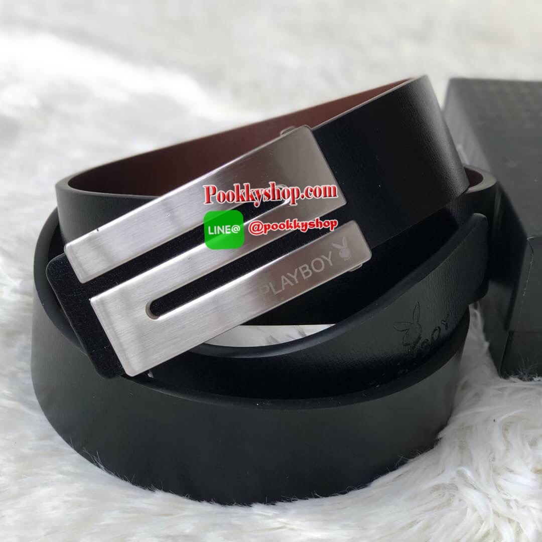 DON'T MISS! PLAYBOY MEN LEATHER BELT (Free Size) เข็มขัดหนังสีดำรุ่นสุดฮิตจาก Playboy หัวเข็มขัดโลหะดำตัดเงินปั้มโลโก้คุณภาพดีตามแบบฉบับของแบรนด์ดีไซน์คลาสสิคเข้าได้กับทุกชุดสามารถปรับได้หลายระดับ มาพร้อมกล่องแบรนด์สามารถมอบเป็นของขวัญได้ ไอเท็มนี้ M