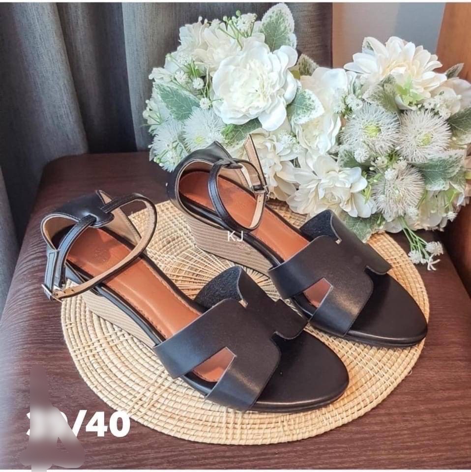 SALE ลดกระหน่ำเคลียร์สต๊อก 390 ส่งฟรี ems เลยจ้า สินค้าใหม่ไม่มีตำหนิ