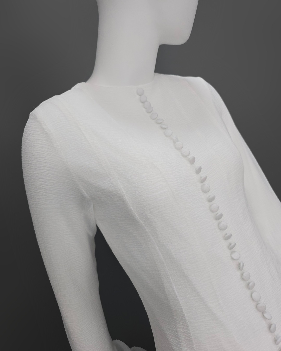 เดรสแฟชั่น เดรสกระโปรงสั้น เสื้อคอกลมแขนยาว ตีเกล็ดเข้ารูป