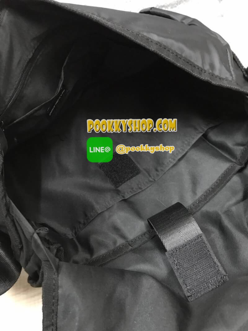 งาน3ป้าย ❤️ 5500 เยน ❤️ ภายในมี วดป Anello urban street nylon shoulder bag ใหม่ชนช้อปกับกระเป๋าถือหรือสะพายแบบ unisex วัสดุผ้าไนล่อน มีคุณสมบัติกันน้ำและน้ำหนักเบา ภายในมีช่องเล็กช่องน้อยแยกเป็นสัดส่วน กว้างและใบใหญ่สามารถใส่เอกสารได้เยอะ ด้