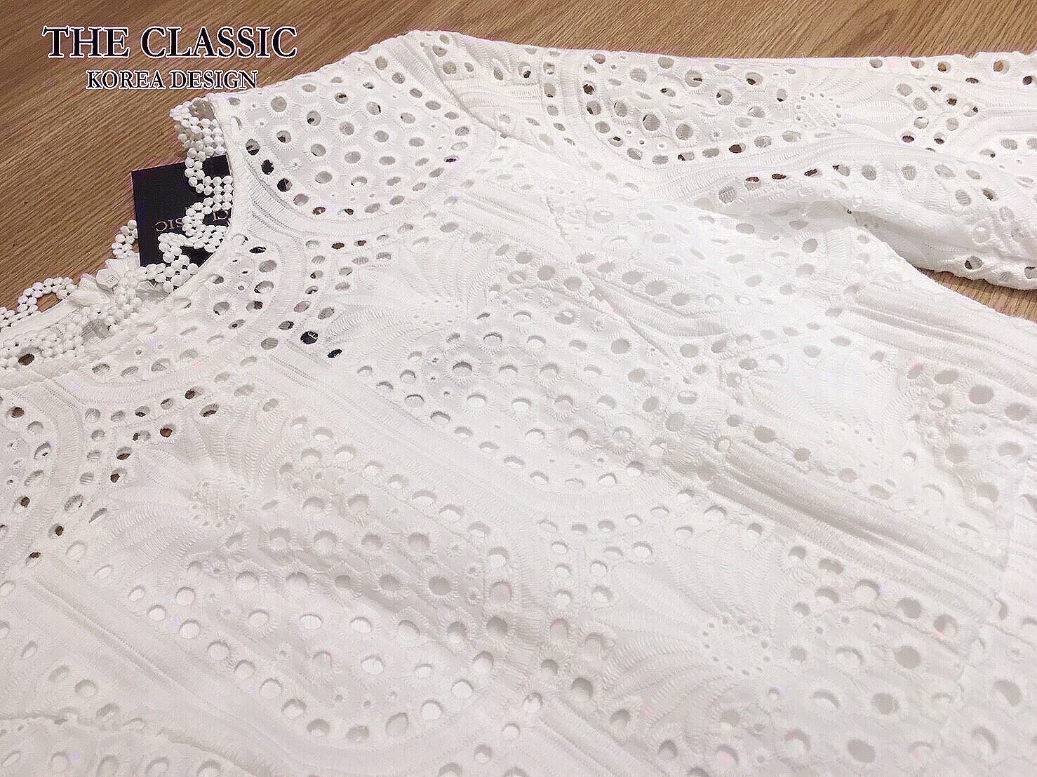 เดรสแฟชั่น เดรสลูกไม้ปักฉลุ ใช้ผ้าสั่งทำขึ้นลายเฉพาะ ผ้าหนาพิเศษ มีน้ำหนัก ขึ้นลายปักชัด