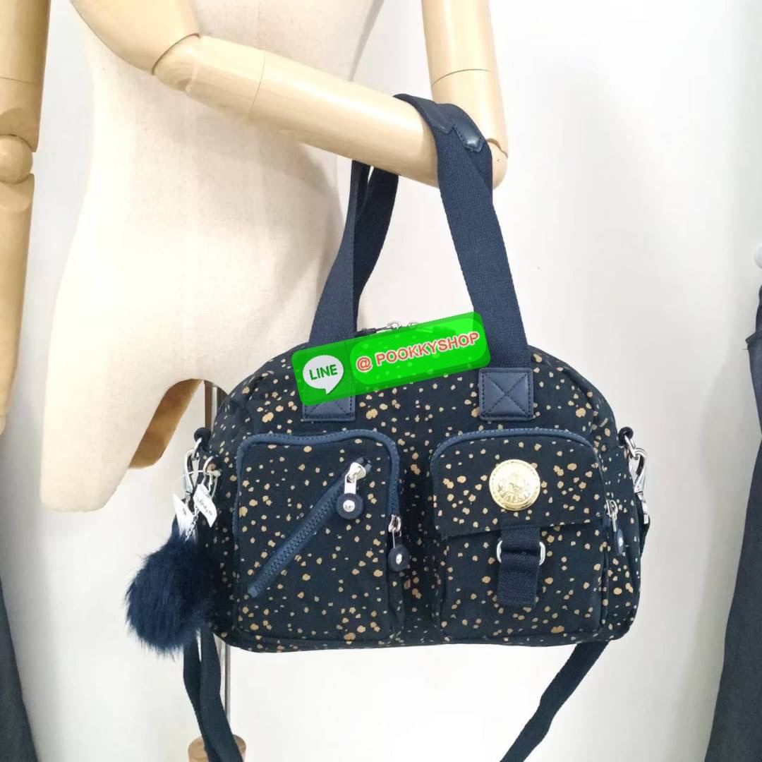 Kipling Women’s Defea Top-Handle Bag (ผ้าหนา) กระเป๋าถือหรือสะพายจาก Kipling วัสดุทำจาก Nylon + Polyester