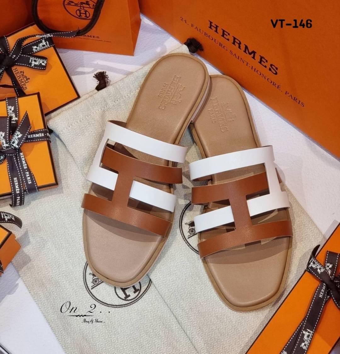 รองเท้าแตะสวม Hermes amica หน้าสานทูโทน ทรงสวยเสริมพื้นนิ่มใส่สวย งานปั้มแบรนด์ค่ะ