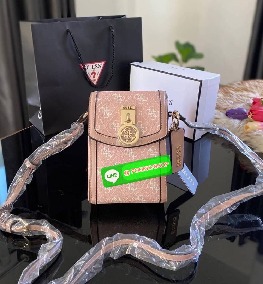 GUESS ฮอตและปังกว่านี้ไม่มีแล้ว!! กระเป๋าเอนกประสงค์ สำหรับใส่โทรศัพท์ ใส่เงิน ขนาดพกพาดีงาม!! บอกเลยว่าสวยทุกสี มาครบเซ็ทพร้อมส่งต่อเป็นของขวัญได้เลยค่า