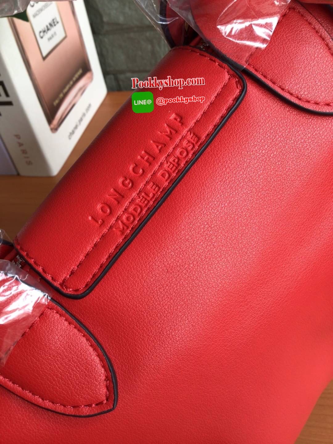 🚚 พร้อมส่ง 🚚 LONGCHAMP X POKE’MON TOP HANDLE BAG XS ขนาด มินิ รุ่น 1500 Collection LE PLIAGE CUIR Fall/ Winter เรียบหรูอย่างฝรั่งเศสกับความน่ารักคาวาอิแบบญี่ปุ่นมาผสม ซึ่งจะเป็นการนำเอาลวดลายพิคาชูมารังสรรค์ลงในกระเป๋าสุดคลาสสิกของแบรนด์ ก