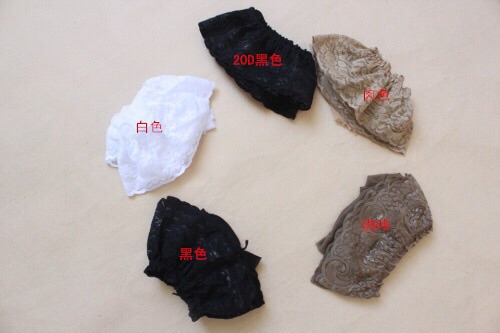 ถุงน่องเซ็กซี่ ถุงน่องซีทรู เนื้อบางเบา สีนูทเนื้อ ขอบลูกไม้ หนา 4 นิ้ว สไตล์สาวปารีส