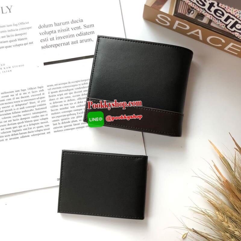 Calvin Klein Leather Belt & Wallet Set เซตสุดคุ้ม ซื้อ 1 ได้ ถึง 3 จะมอบเป็นของขวัญหรือใช้เองก็แนะนำเลยค่าา อุปกรณ์ : มาพร้อมที่ใส่บัตร + ที่เจาะรูเข็มขัด + ถุงกระดาษแบรนด์ + กล่องแบรนด์ + ห่วงเข็มขัด