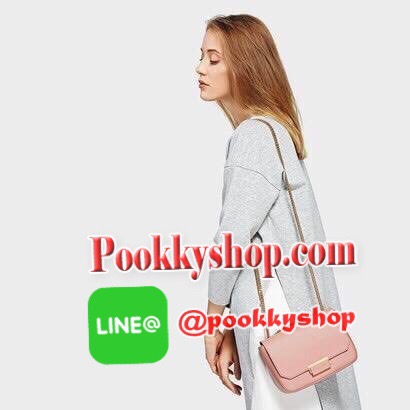 NEW ARRIVAL! CHARLES & KEITH PUSH-LOCK CHAIN SLING BAG 2018 กระเป๋าสะพายคอลเลคชั่นใหม่ล่าสุดวัสดุหนังคาเวียร์สวยอยู่ทรง ขนาดมินิกำลังดีน้ำหนักเบา เปิดปิดด้วยฝาปิดตัวล๊อคปั้มโลโก้ด้านหน้า ภายในมีช่องซิปและช่องใส่บัตร มาพร้อมสายสะพายโซ่ยาวสามารถซ้อนสายสั้นส